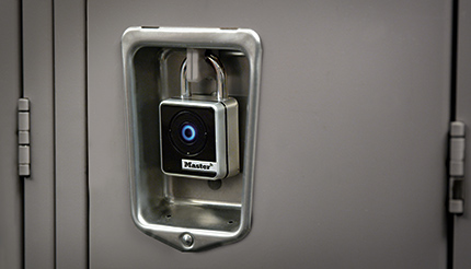 Bluetooth access lock on locker